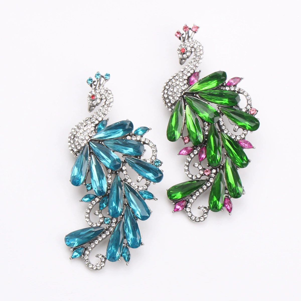 Luxe strass pauw broche pin vo - Suit Supply Wedding Party recensie en prijs
